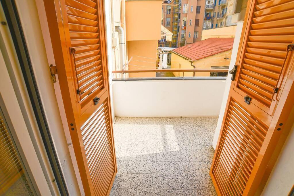 사보나 Larte Al Mare Vicino Spiaggia Con Ac E Wifi 아파트 외부 사진